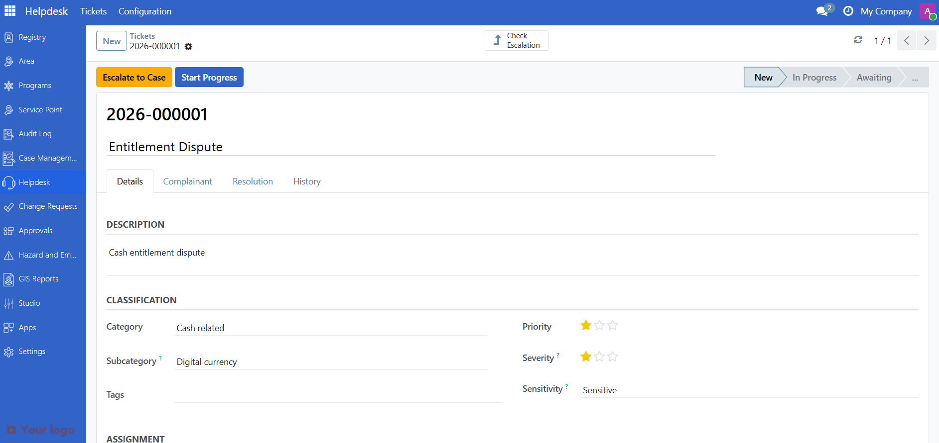 New ticket form showing subject, category, channel, and registrant fields